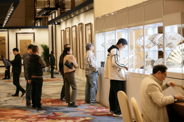 这场拍卖会上，静安艺术高地引力彰显